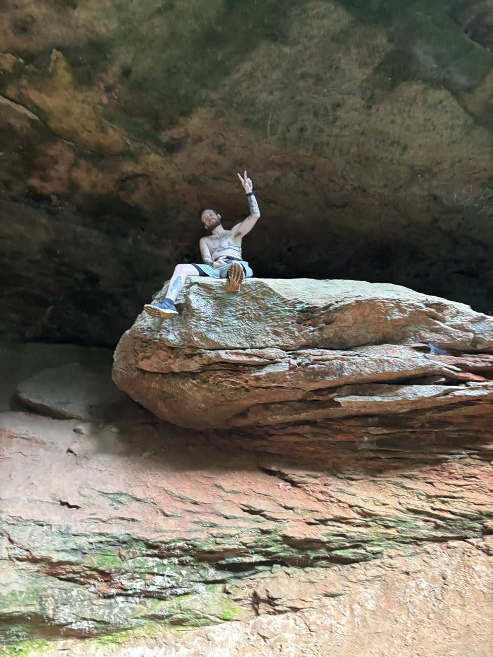 Red River Gorge, Kentucky August 2025 Axton Mitchell on a boulder 