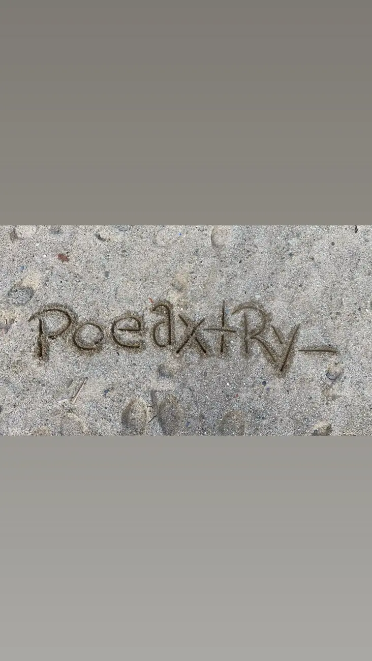 Poeaxtry_ in sand